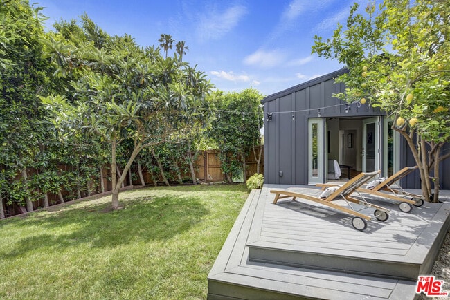 Building Photo - 2815 S Holt Ave