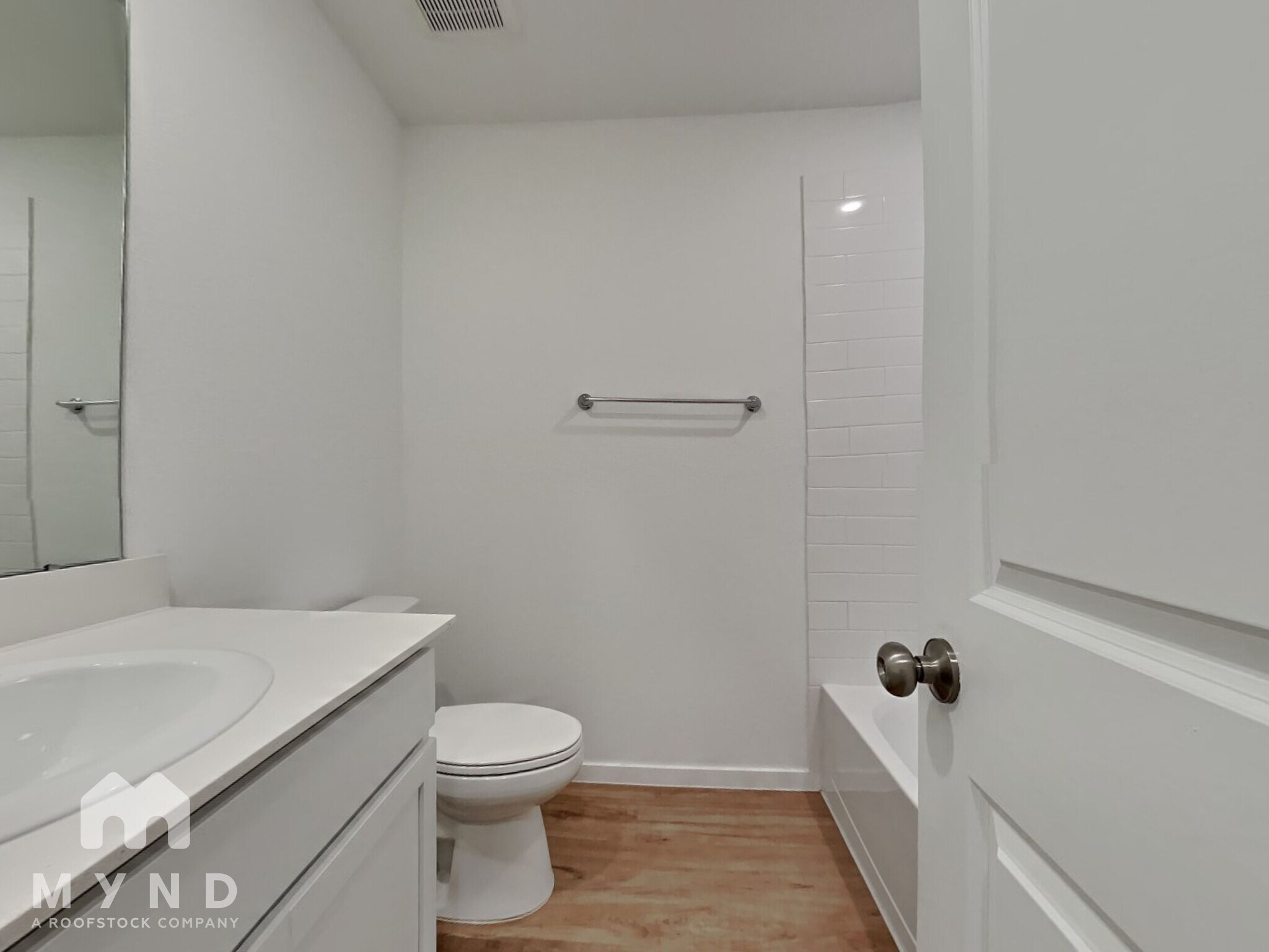 Building Photo - 21645 Balzola Ln