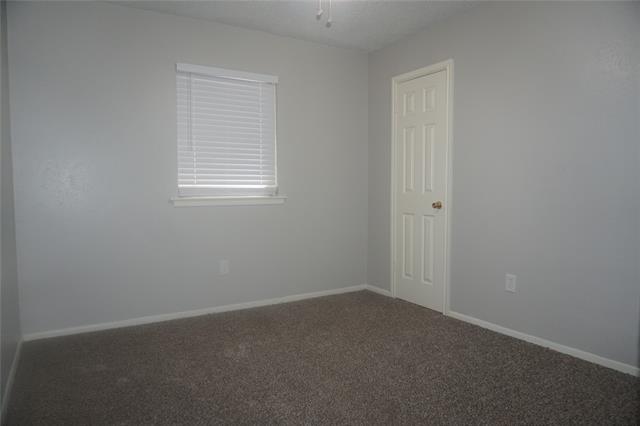 Building Photo - 2308 Warwick Ct