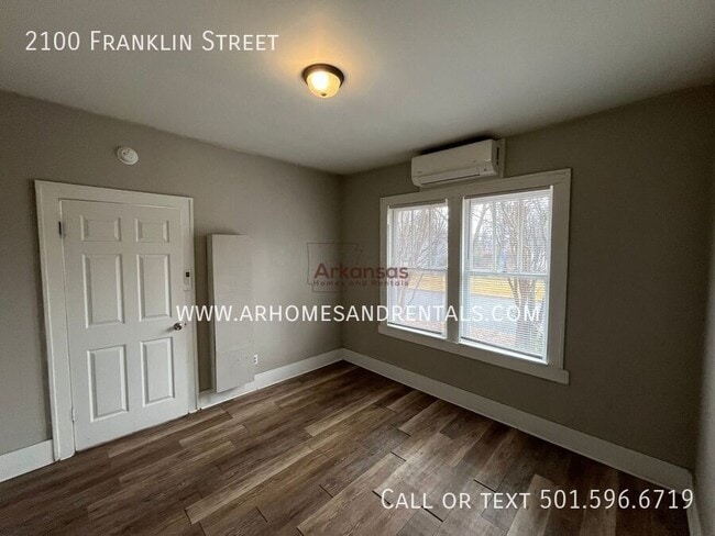 Building Photo - 2100 Franklin St