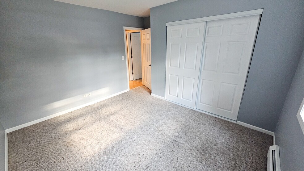 Second Bedroom - 110 N Lincoln Ln