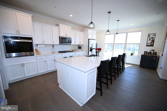 Building Photo - 5403 Woodyard Rd