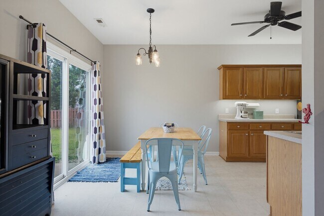 Building Photo - 108 Willard Way