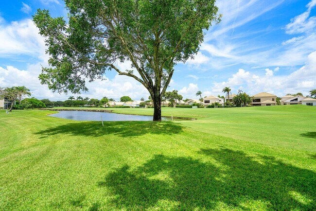 Building Photo - 5070 Lake Catalina Dr