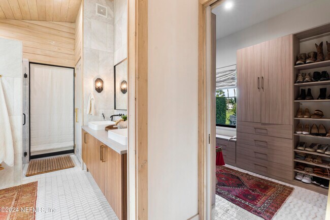 Building Photo - 4096 Ponte Vedra Blvd