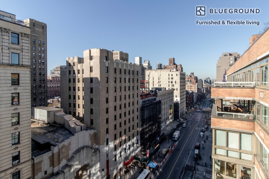 Building Photo - 130 W 15th St