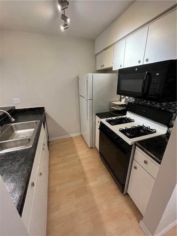 Building Photo - 7801 Shoal Creek Blvd