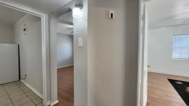 Building Photo - 7748 Veracruz Ave