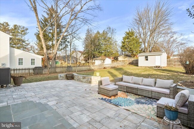 Building Photo - 408 Blue Ridge Ave NE