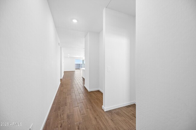 Building Photo - 7505 E Cozy Cottage Ln