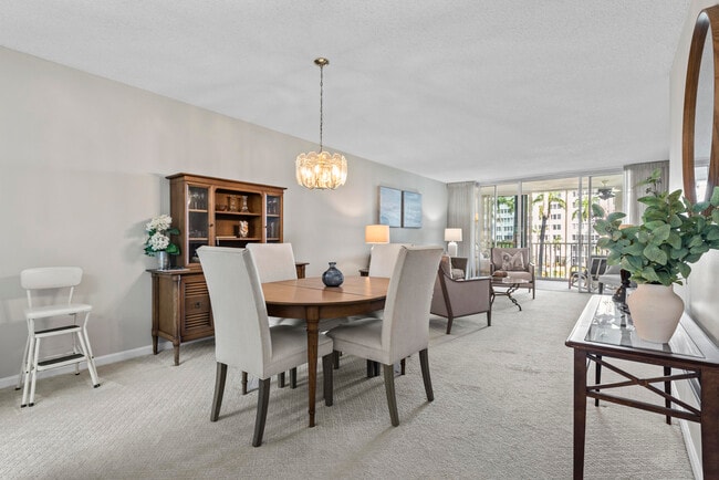 Building Photo - 3300 S Ocean Blvd