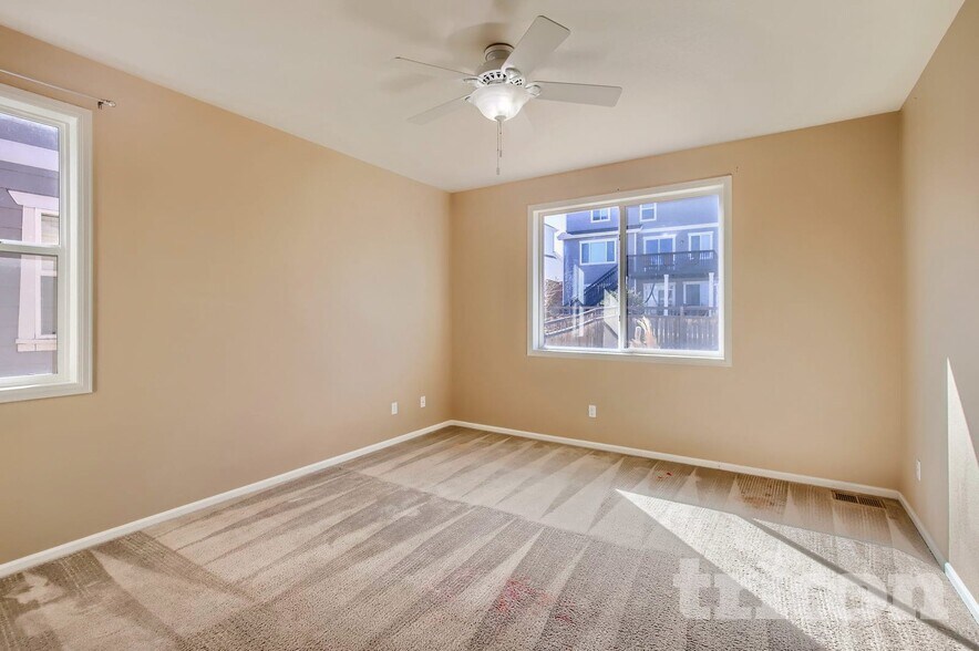 Building Photo - 7682 Sabino Ln