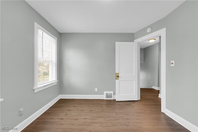 Building Photo - 961 Montford Rd