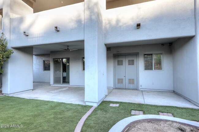 Building Photo - 18258 N 15th Pl