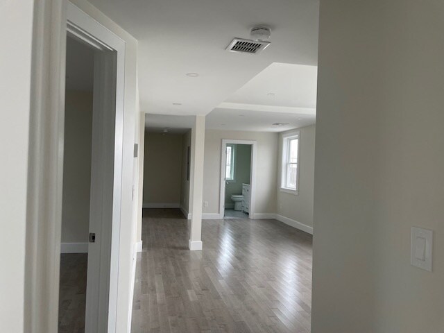 Building Photo - 34 Pembroke St