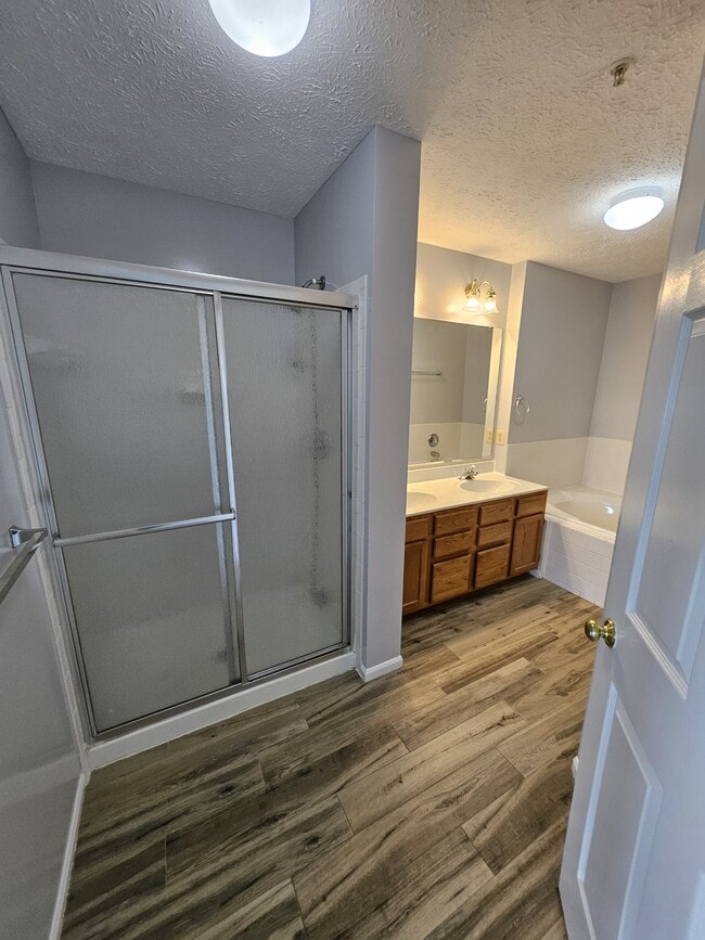 Building Photo - 5309 Regal Ct