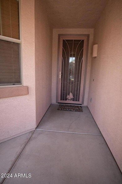 Building Photo - 4522 W Ravina Ln