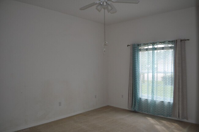 Building Photo - Lovely home in Pine Lakes