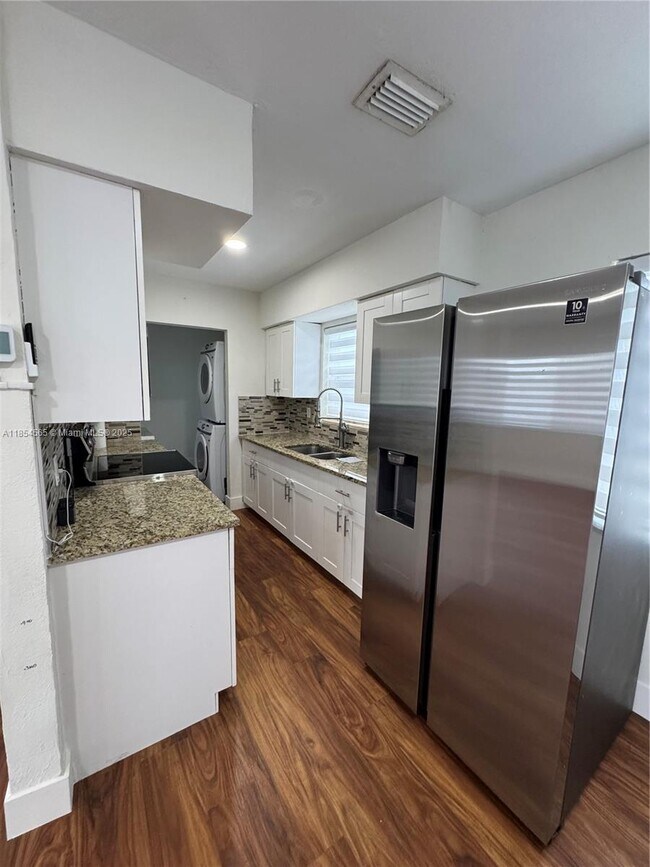 Building Photo - 11530 SW 139th Terrace