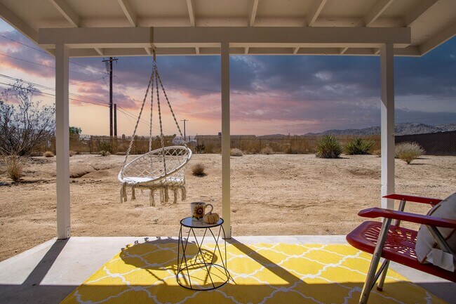 Building Photo - 3 Bedroom, remodeled home in the heart of Joshua Tree