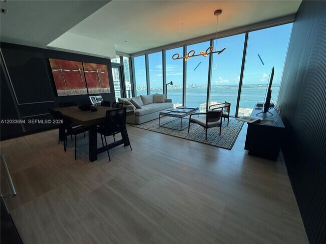Building Photo - 1451 Brickell Ave