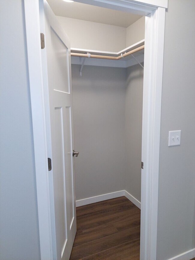 Building Photo - Beautiful Three Bedroom In Ferndale