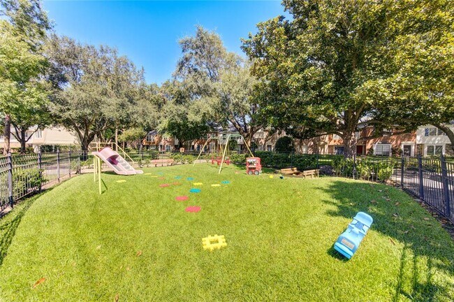 Building Photo - 6481 Olympia Dr
