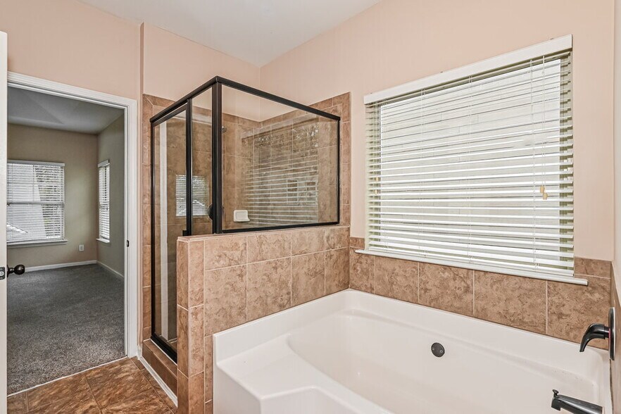 Building Photo - 3858 Humber Ct