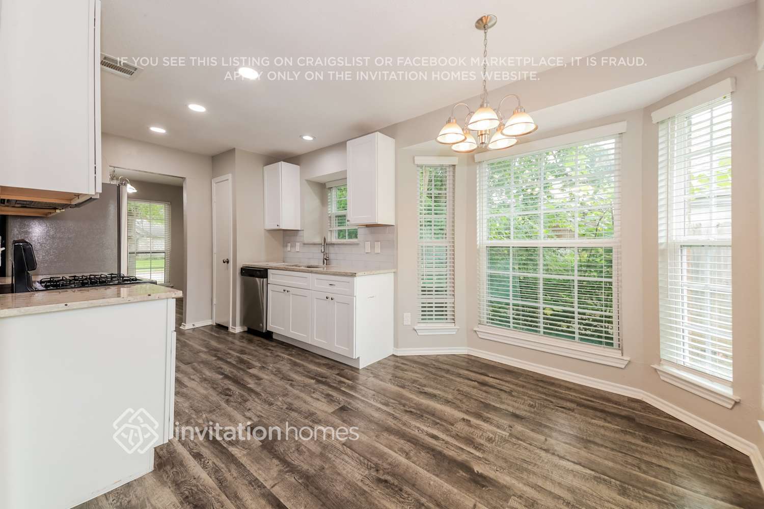 Building Photo - 611 Hanover Dr