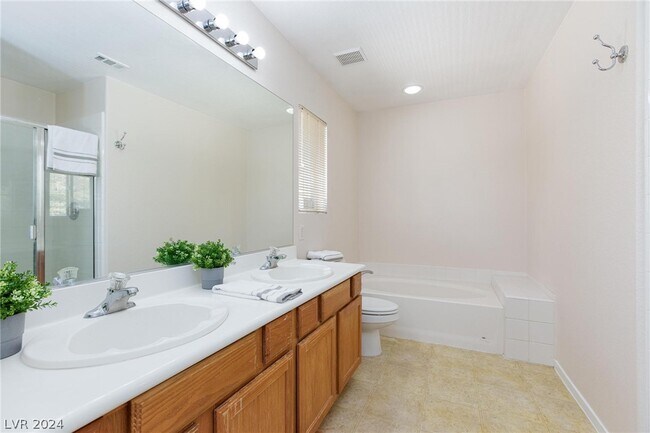 Building Photo - 7557 Spindrift Tide Ct
