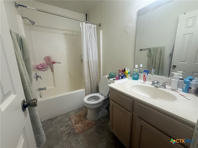 Building Photo - 103 Cedargrove