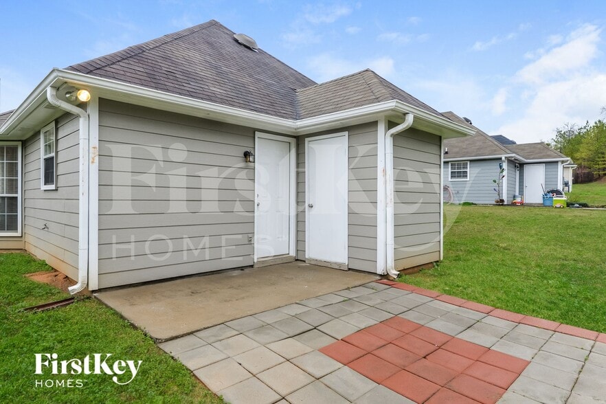 Building Photo - 424 Camden Cove Cir