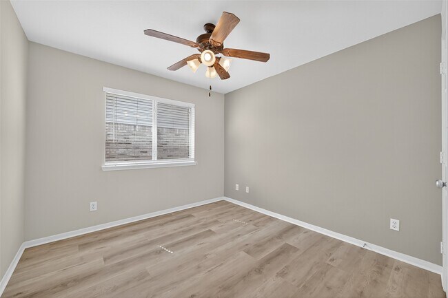 Building Photo - 13206 Barton Meadow Ln