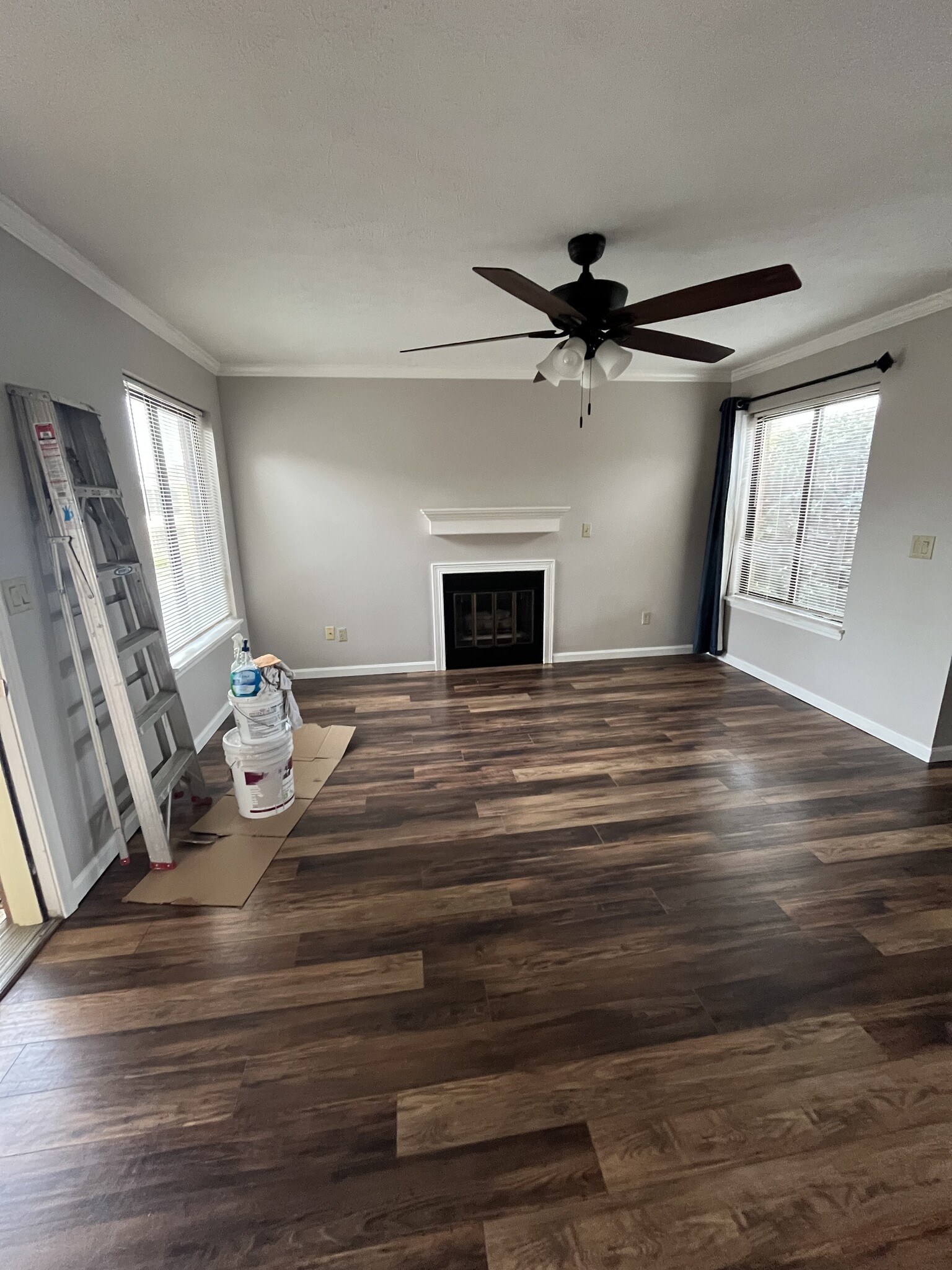 Living room - 1710 Charlestown New Albany Rd