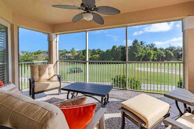 Building Photo - 2371 SW Carriage Hill Terrace