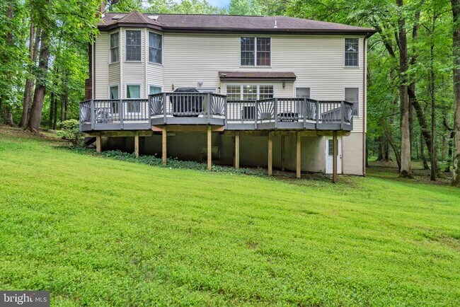 Building Photo - 4350 Lady Trisha Ct