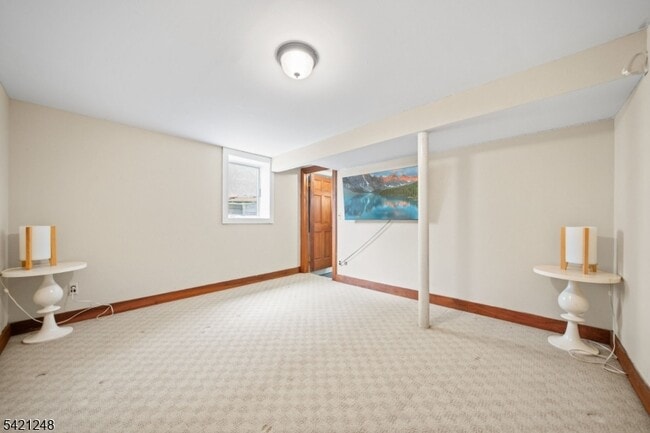 Building Photo - 26 Wostbrock Ln