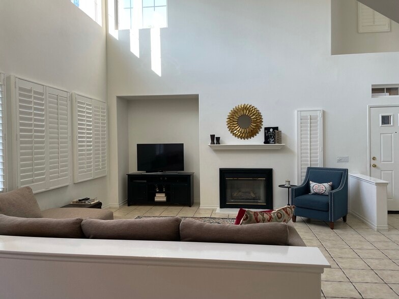 Building Photo - 21 Bradford