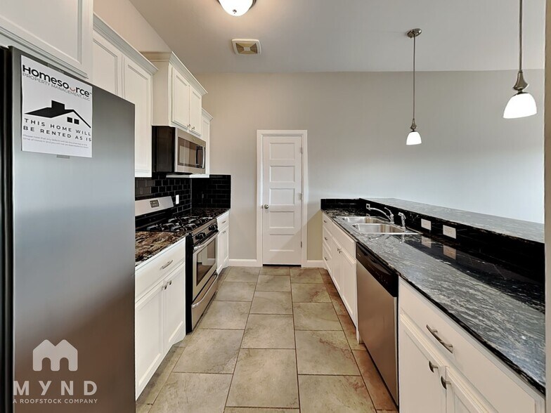 Building Photo - 18202 Manera Wy
