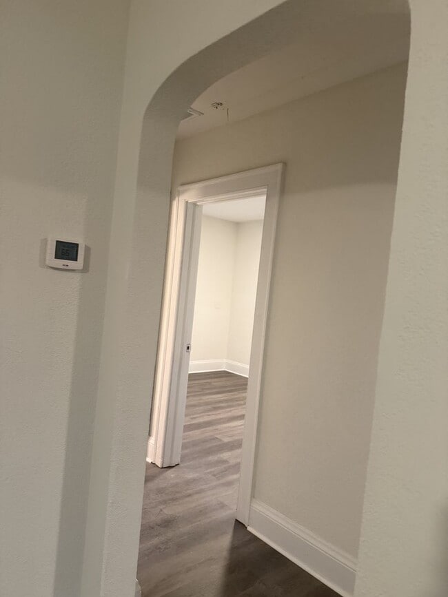 Building Photo - 840 Byrd Ave