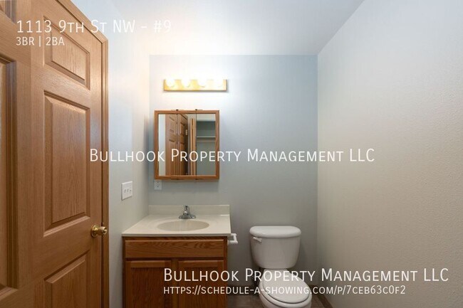 Building Photo - 1113 9th St NW