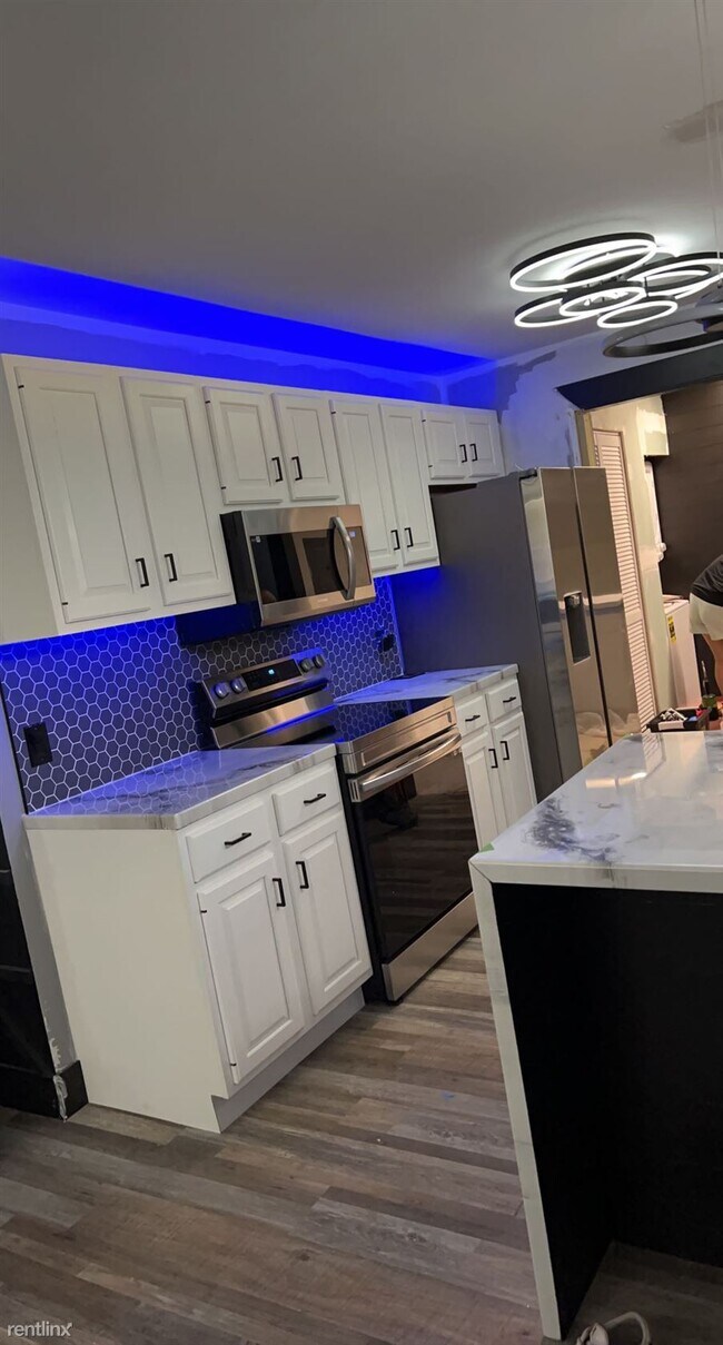 Building Photo - 3 br, 1 bath House - 1602 Jay Street