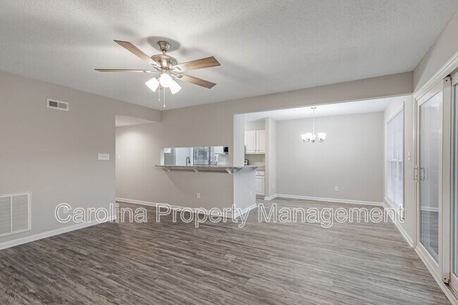 Building Photo - 5867 Harris Grove Ln