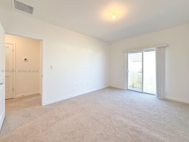 Building Photo - 184 NE 13th St