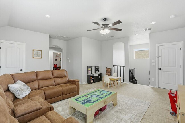 Building Photo - 8822 Kallison Arbor