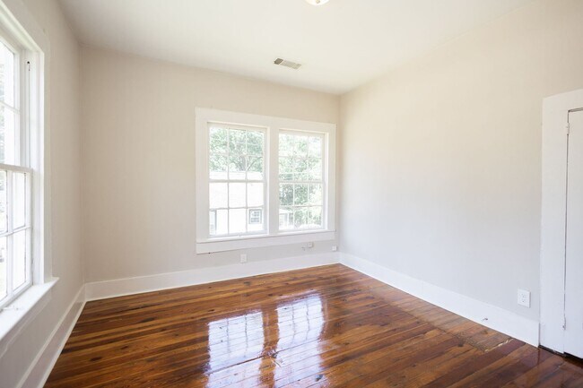 Building Photo - 116 N 14th St