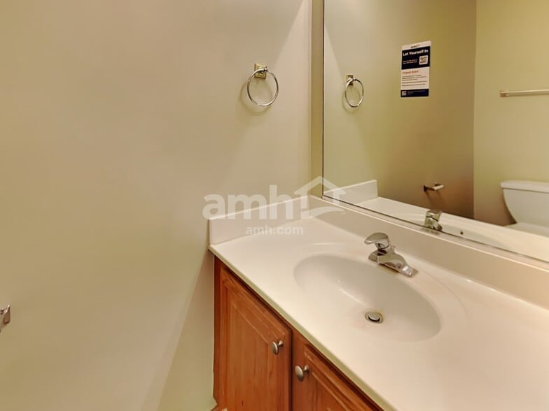 Building Photo - 5551 Wesmere Lakes Ct