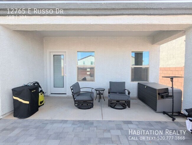 Building Photo - 12765 E Russo Dr