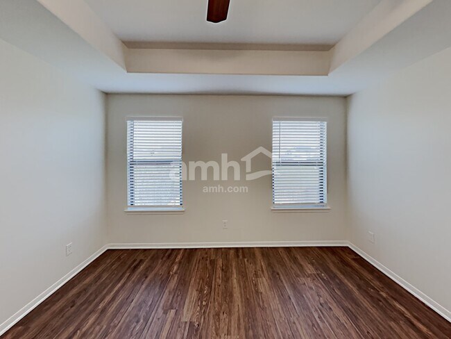 Building Photo - 18226 Amalfi Coast Dr