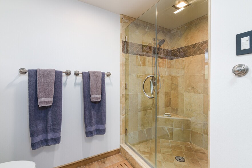 Building Photo - 954 Encino Vista Dr